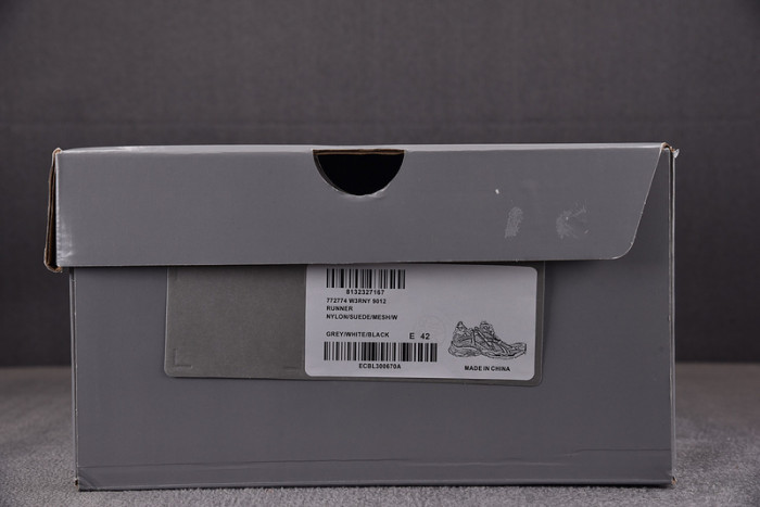 RUNNER SNEAKER RS048