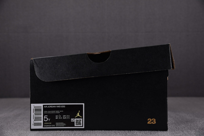 Jordan 1 Mid Valentine