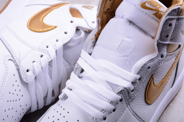 Jordan 1 Retro High OG Metallic Gold (Women