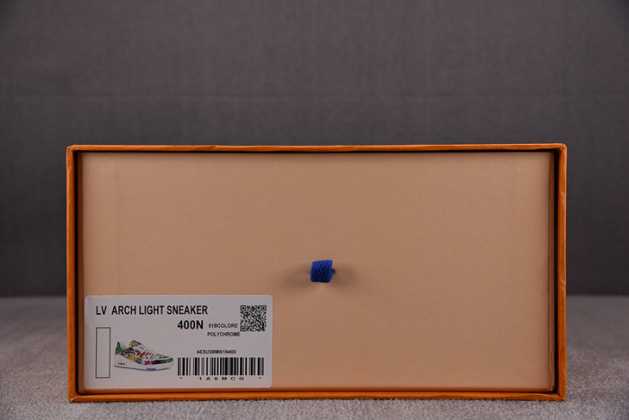 LV TRAINER SNEAKER LV-000593