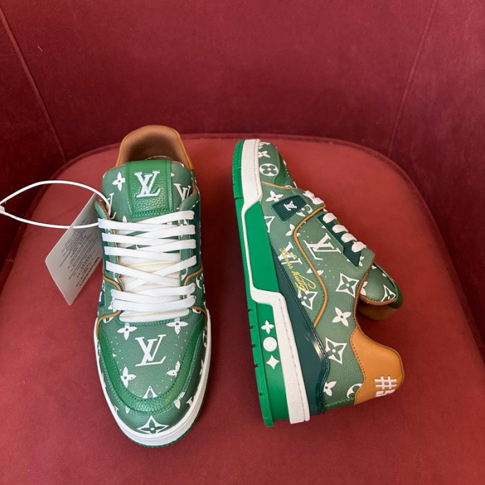 LV TRAINER SNEAKER LVT-000612