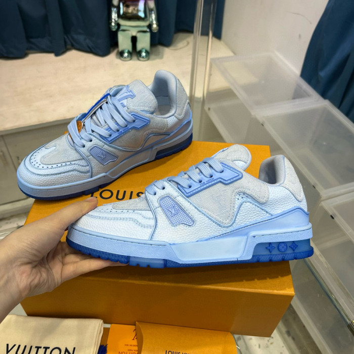 LV SNEAKER LV-000480