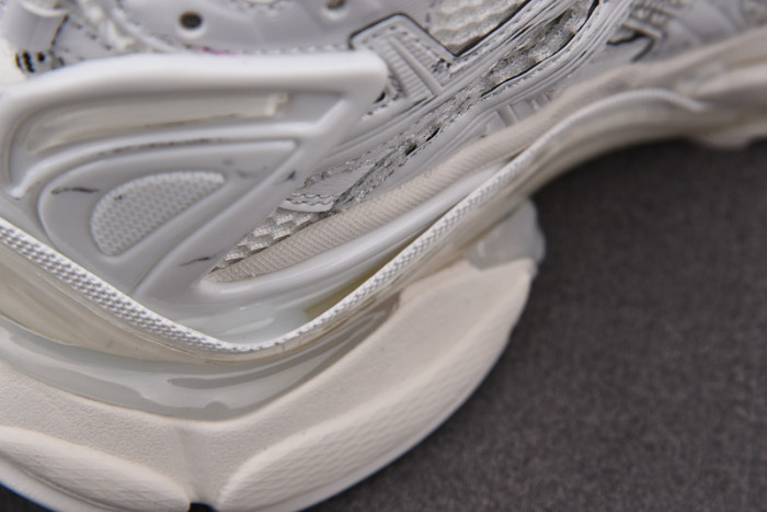 RUNNER SNEAKER RS009