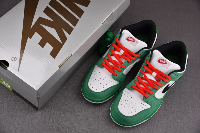 Nike dunk low sb heineken 304292-302