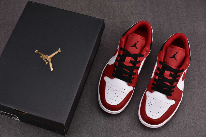 AIR JORDAN 1 LOW FLYEASE “GYM RED” DM1206-163