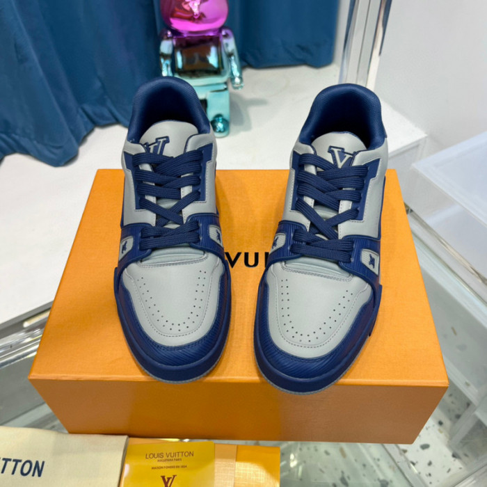 LV SNEAKER LV-000376