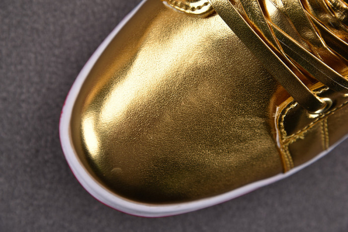 Air Jordan 1 x TRUMP