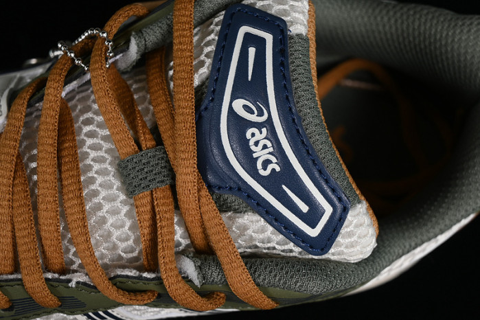 As*ic*s gel-kayano 14 1201a019-250