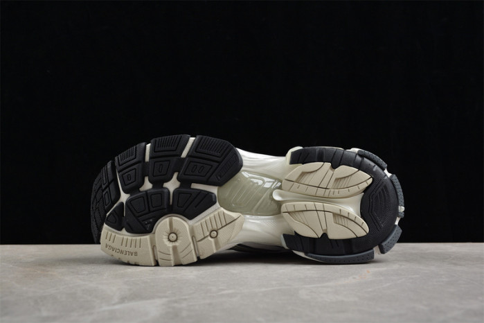 RUNNER SNEAKER RS107