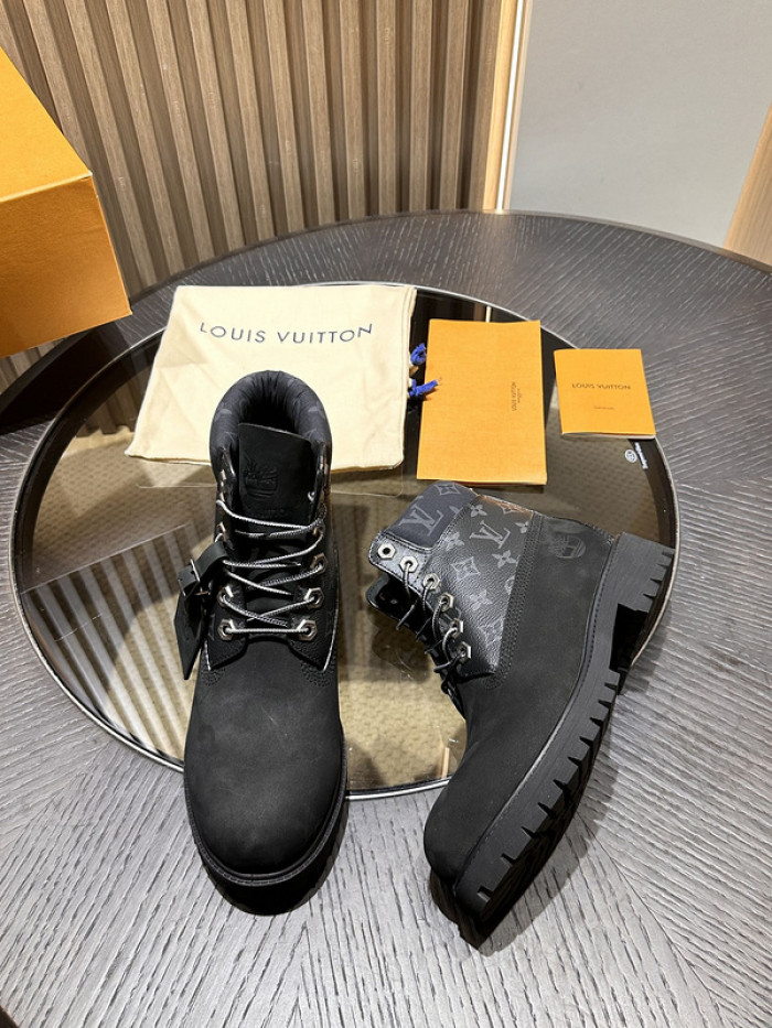 LV BOOTS L000022