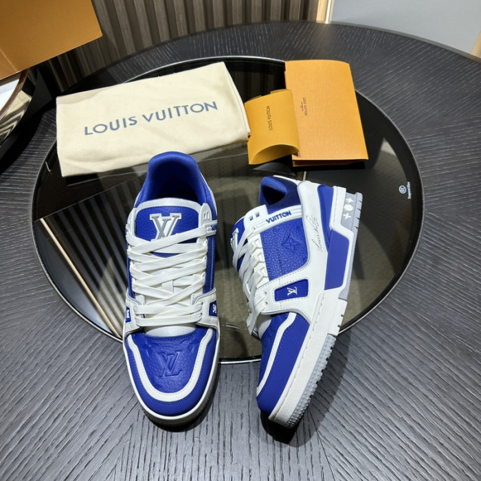 LV TRAINER SNEAKER LV-000598