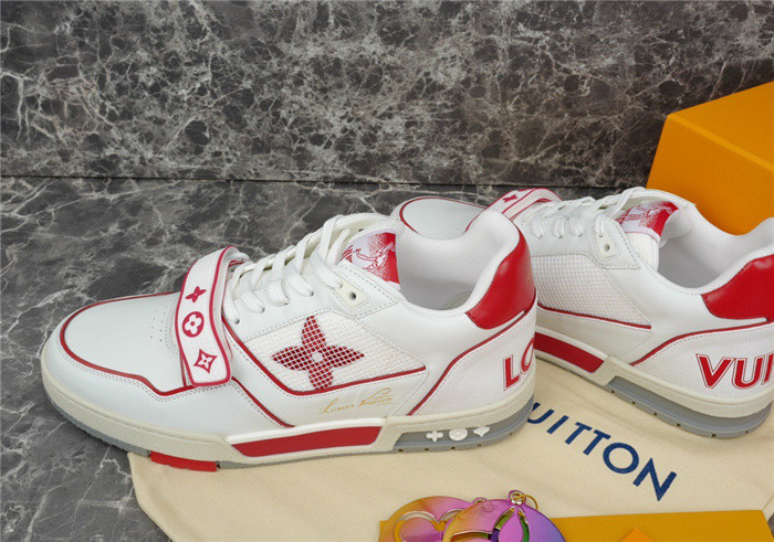 LV SNEAKER LV-000287