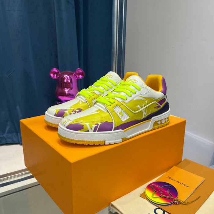 LV SNEAKER LV-000341