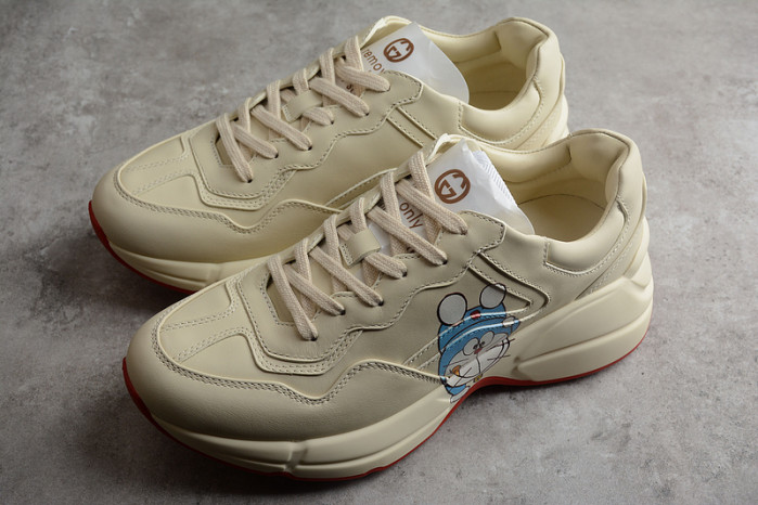 G*u*i* trainer sneaker 83