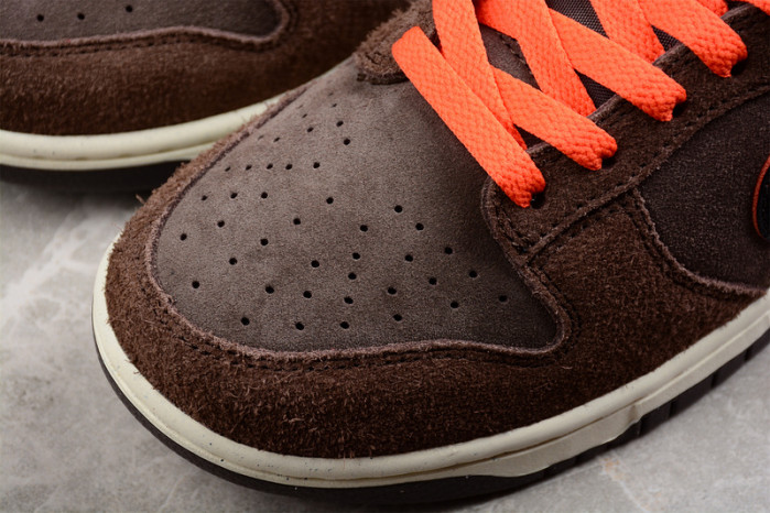 Nike Dunk Low “Baroque Brown” DQ8801-200