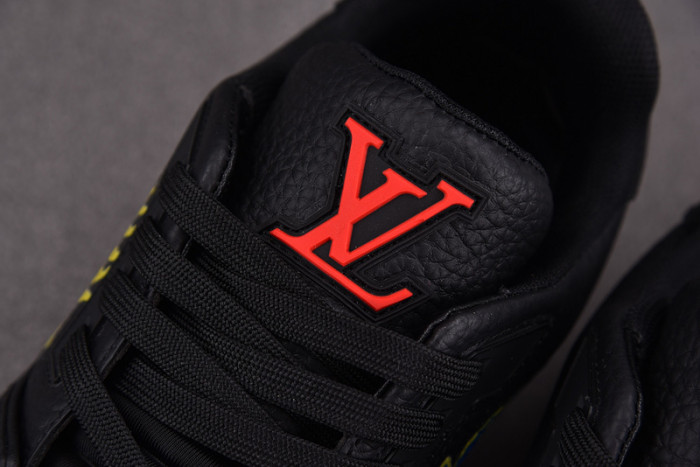 LV SNEAKER LV-000142