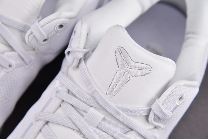 NIKE KOBE 8 PROTRO TRIPLE WHITE FJ9364-100