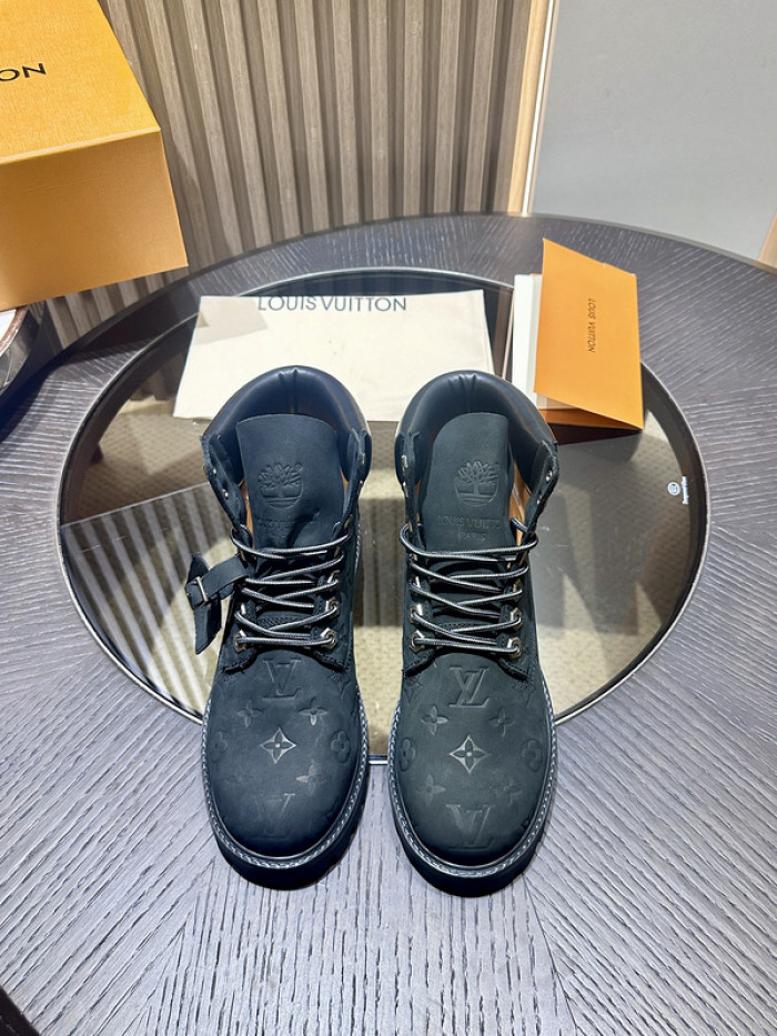 LV BOOTS L000016