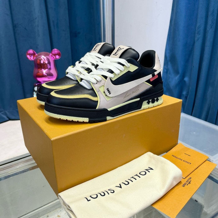 LV SNEAKER LV-000487