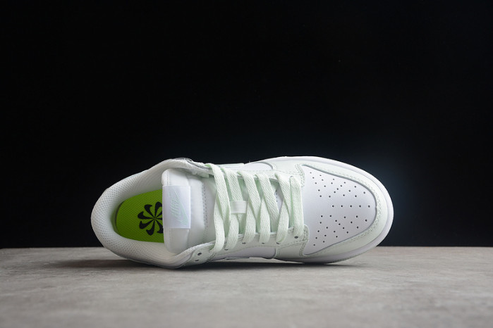 Wmns Dunk Low Next Nature 