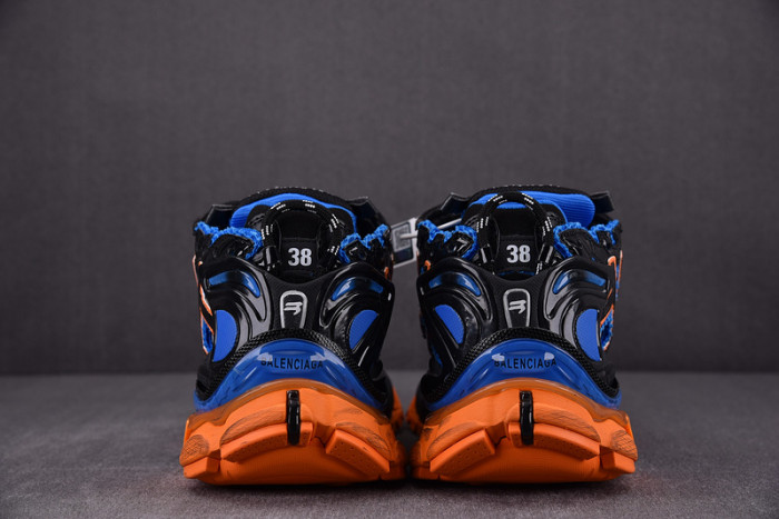 RUNNER SNEAKER RS032