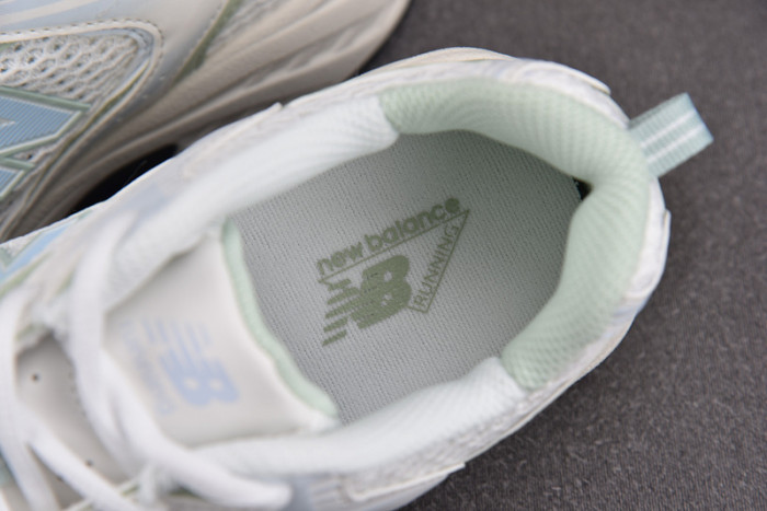 NEW BALANCE SNEAKER NB107