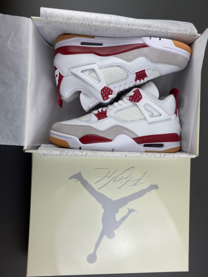 Nike SB x Air Jordan 4 Retro SP 