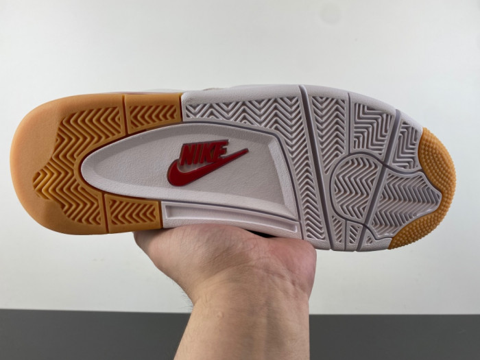 Nike SB x Air Jordan 4 Retro SP 