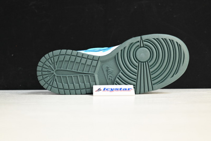 Dunk Low "Sail Multi-Camo" Vibe