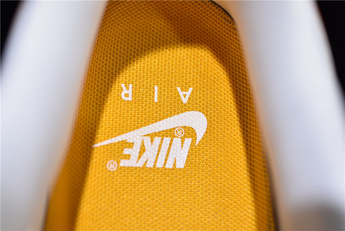 Air Force 1 Low Oversized White Orange Peel AO2441-102