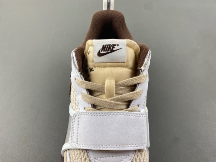 Travis Scott x Nike Zoom Field Jaxx 