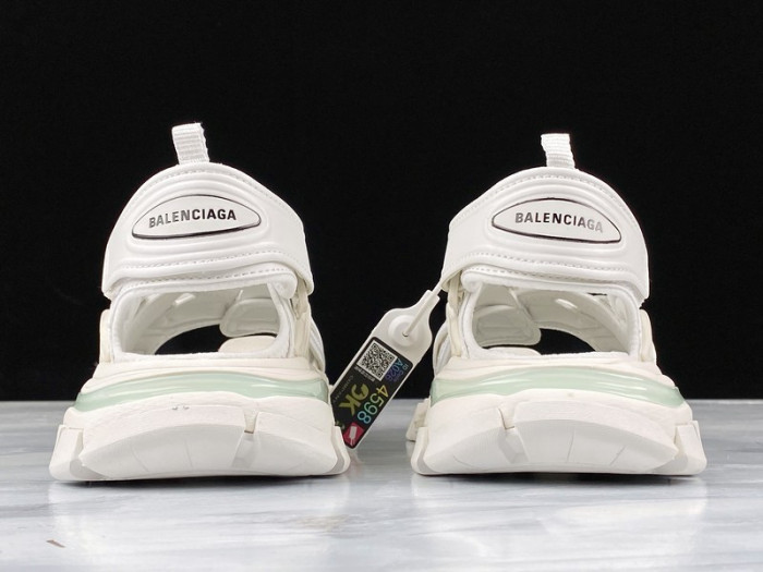 Track 4.0 Sandals white 617542 W2CC1 9000