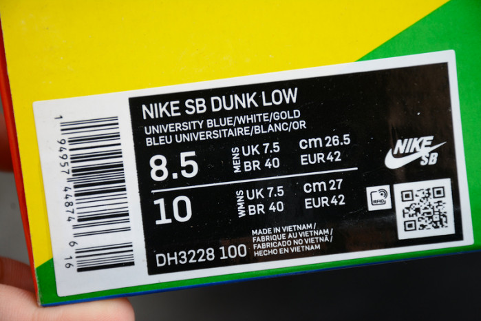 S*p*e x nike sb dunk low "blue stars" dh3228-100