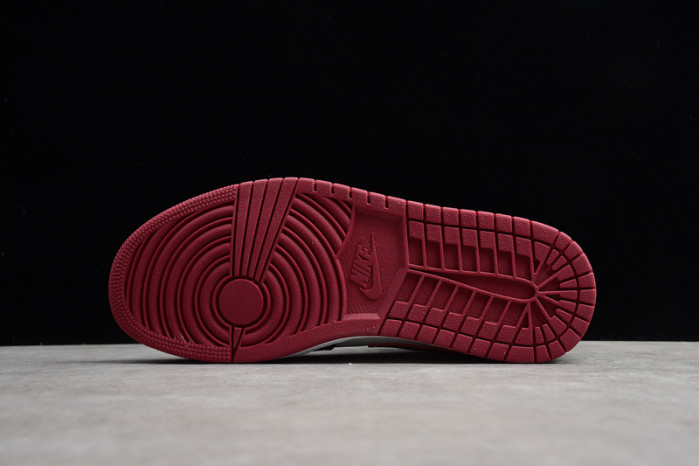 Air Jordan 1 MID bred toe 554724-066