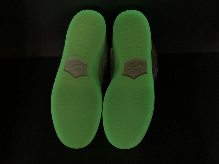 NIKE SB Dunk Low " Mummy " DM0774-111