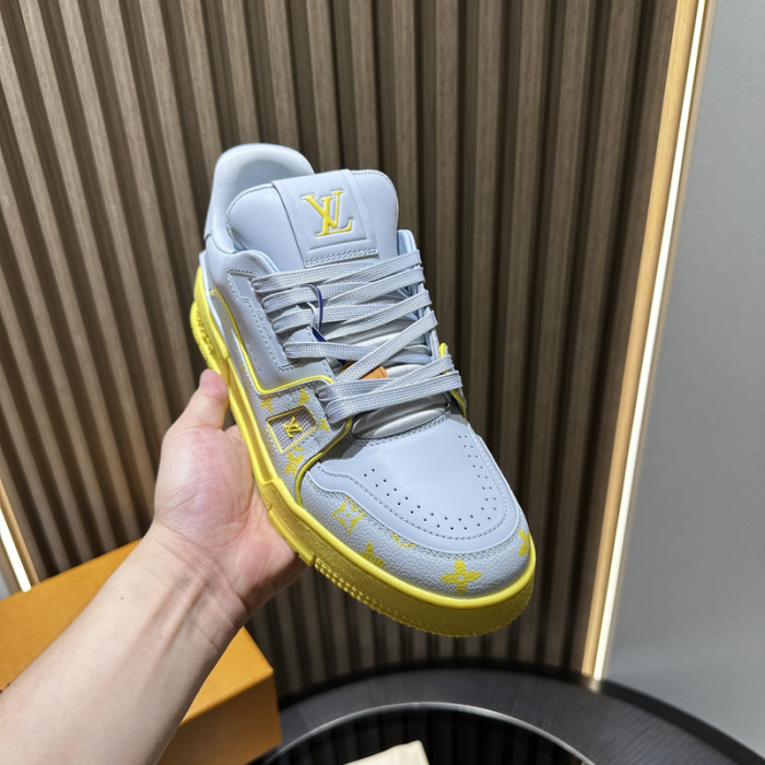 LV TRAINER SNEAKER